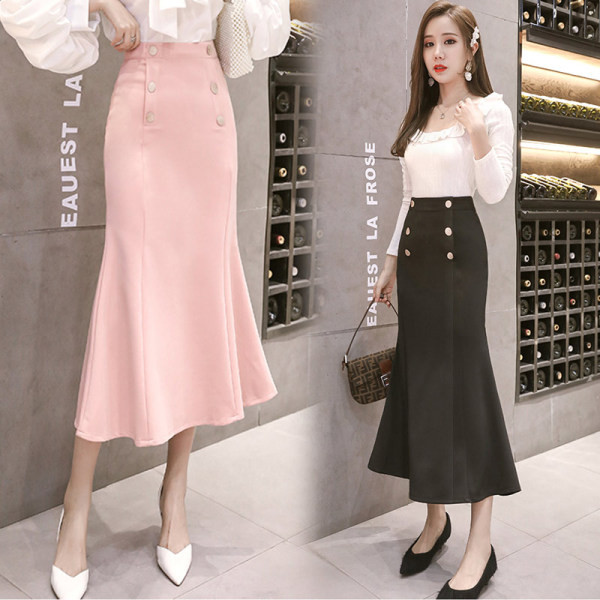 Női hosszú fekete és rózsaszín szoknya gombokkal és magas derékkal