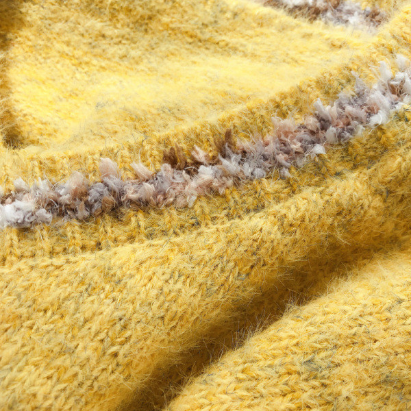 Női téli pulóver kerek nyakkivágással - több színben