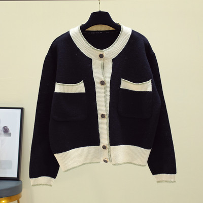 Női alkalmi mellény zsebekkel és kerek nyakkivágással