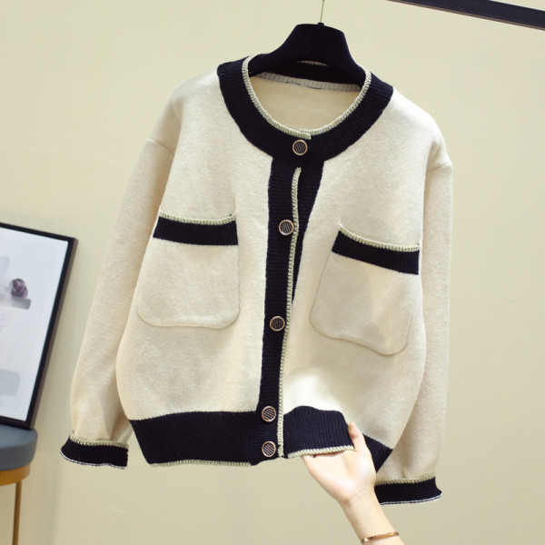 Női alkalmi mellény zsebekkel és kerek nyakkivágással