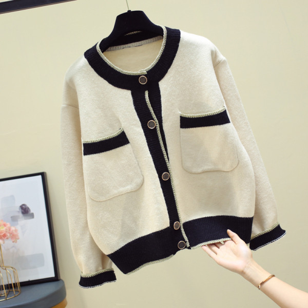 Női alkalmi mellény zsebekkel és kerek nyakkivágással