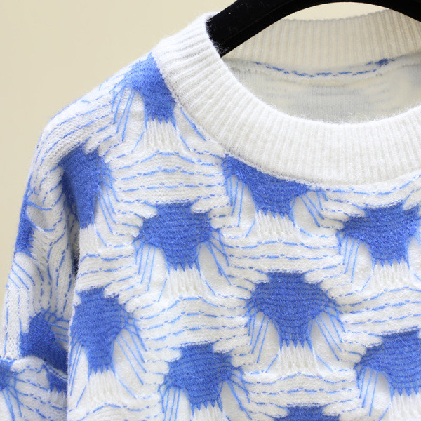 Γυναικείο μοντέρνο πουλόβερ για το χειμώνα με στρογγυλη λαιμόκοψη σε διάφορα χρώματα