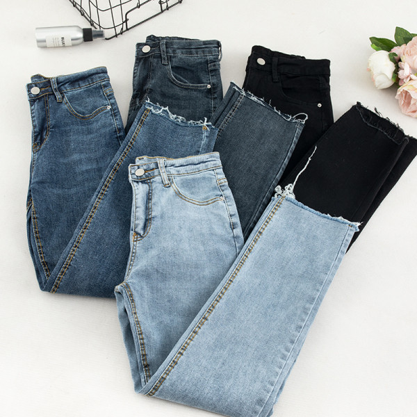 Modern női farmer négy színben, zsebekkel, magas derékkal