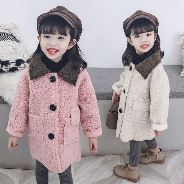 Μοντέρνο παιδικό παλτό με τσέπες και κουμπιάσε δύο χρώματα