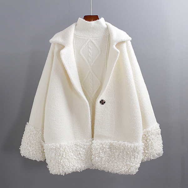 Korszerű női kabát spitz nyakkivágással és gombbal - többféle színben