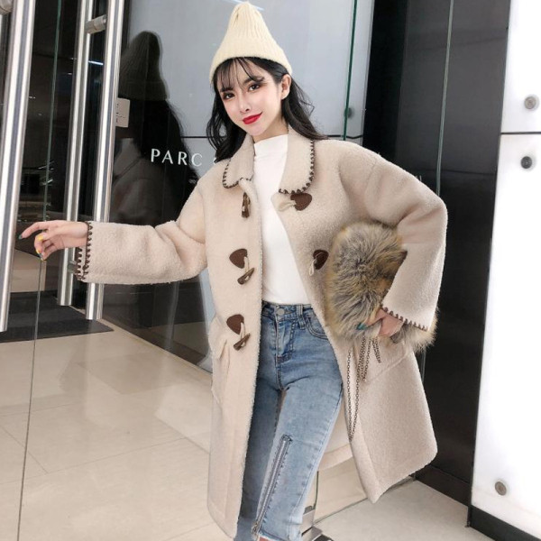 ÚJ Modern női kabát széles modell több színben