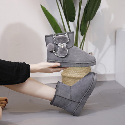 Alkalmi női csizma lapos talpú 3D elemmel és gyöngyökkel három színben