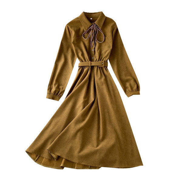 Modern női szabású ruha, hosszú ujjú, megkötős több színben