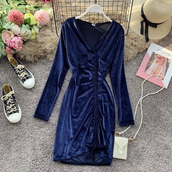 Modern női ruha spitz nyakkivágással és nyakkendővel, négy színben