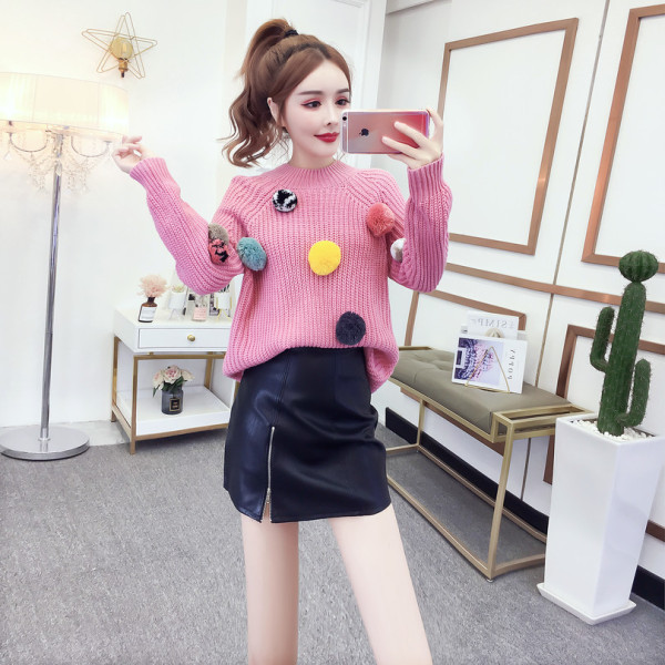 Modern női pulóver bézs és rózsaszín 3D elemekkel