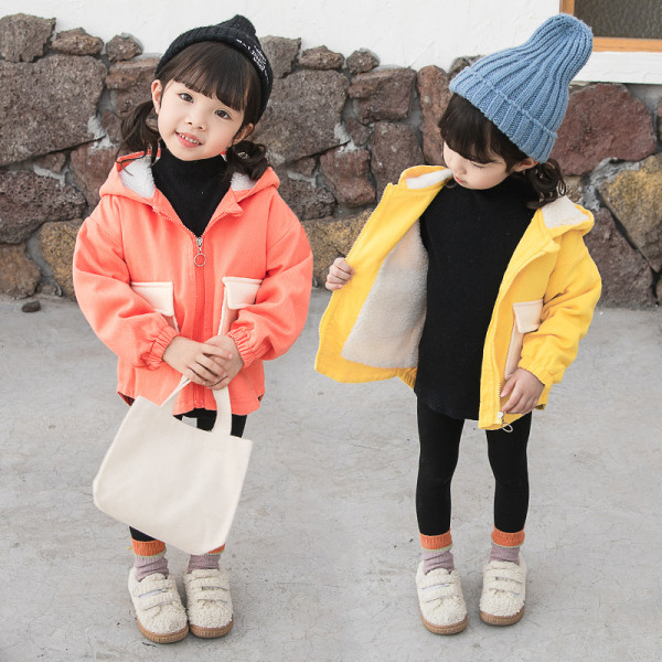 καθημερινό παιδικό μπουφάν με τσέπες και κουκούλα για κορίτσια σε τρία χρώματα