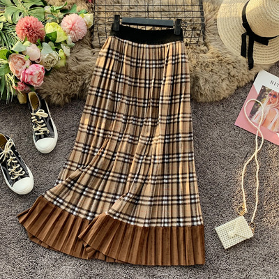 Modern női kockás szoknya magas derékkal, barna és fekete színben