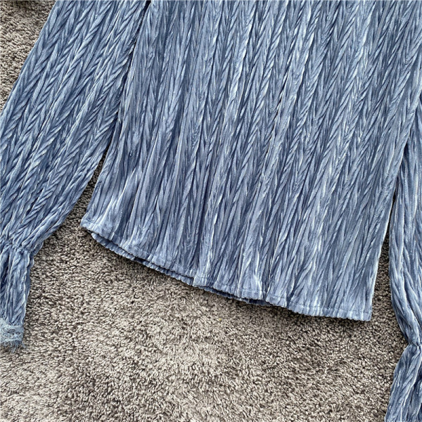 Modern női ing magas gallérral és tüll kék-fehér színben