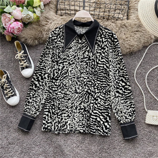 Modern női ing gombokkal, állatmintával három színben