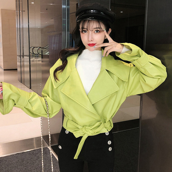 Női bőrdzseki spitz nyakkivágással zöld és fekete színben