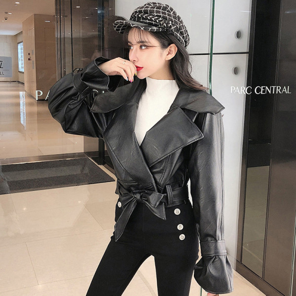 Női bőrdzseki spitz nyakkivágással zöld és fekete színben