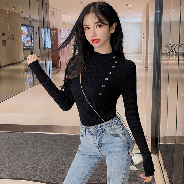 Γυναικεία μοντέρνα μπλούζα με κουμπιά σε άσπρο, μαύρο και μπλε χρώμα