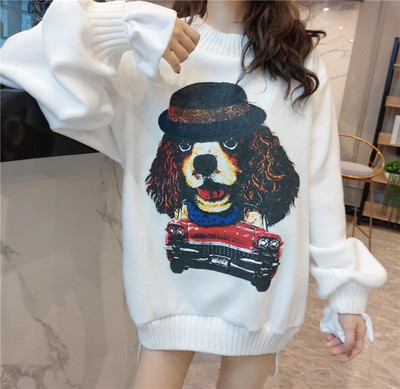 Alkalmi női blúz színes rátéttel, fekete-fehérben