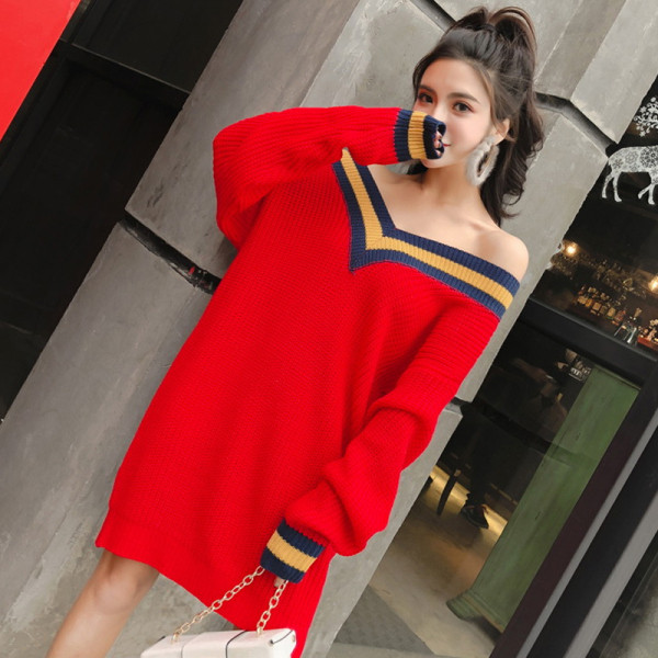 Modern női téli ruha spitz nyakkivágással, piros színben