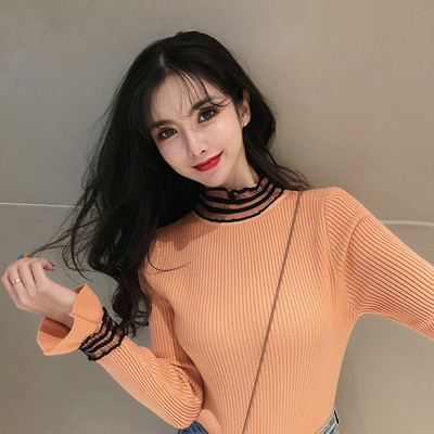 Őszi-téli női blúz csipkével az ujján - többféle színben