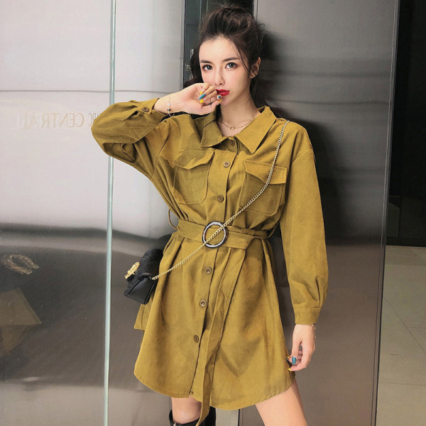 Női modern ruha derekán övvel, két színben