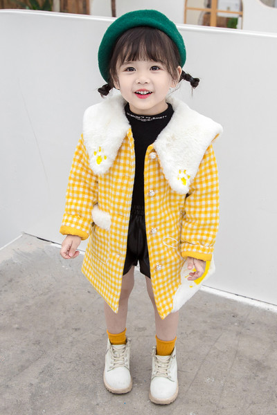 Παιδικό παλτό για κορίτσια σε τρία χρώματα με κεντήματα και κουμπιά