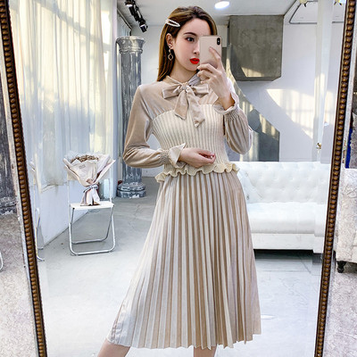 Stílusos női bársony ruha modell fekete és bézs színben