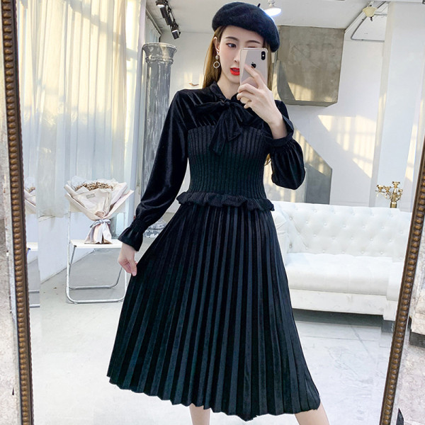 Stílusos női bársony ruha modell fekete és bézs színben