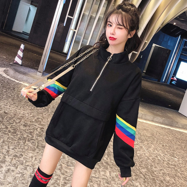 Καθημερινή γυναικεία μπλούζα με τσέπη σε κίτρινο και μαύρο χρώμα