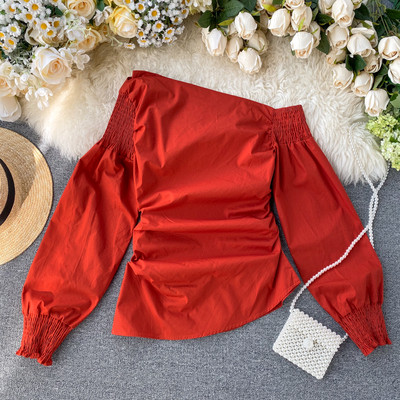 Γυναικεία casual μπλούζα με γυμνούς ώμους και μακριά μανίκια σε διαφορετικά χρώματα