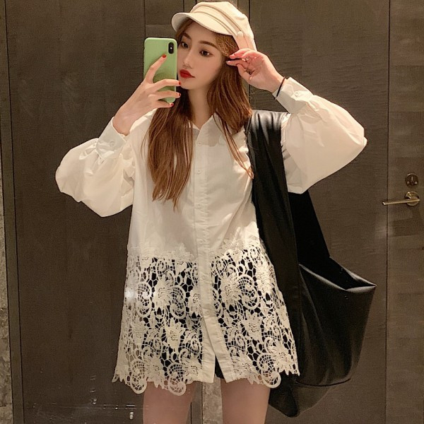 Hosszú modern ing fehér csipkével