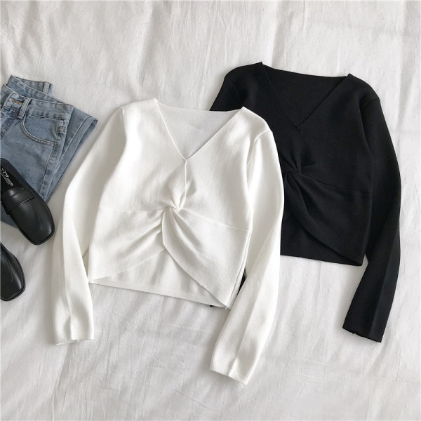 Καθημερινή γυναικέια casual μπλούζα με μακρύ μανίκι κα λαιμό και V-neck