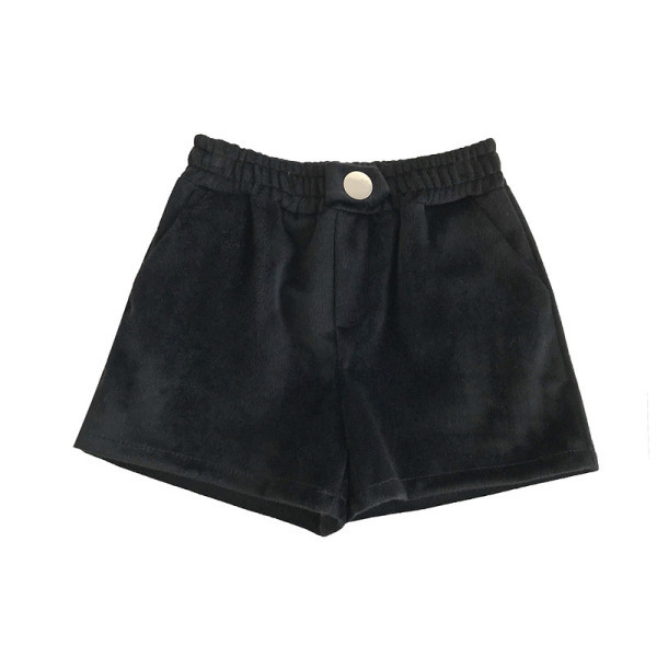 Női rövidnadrág három színben, gombbal és zsebekkel