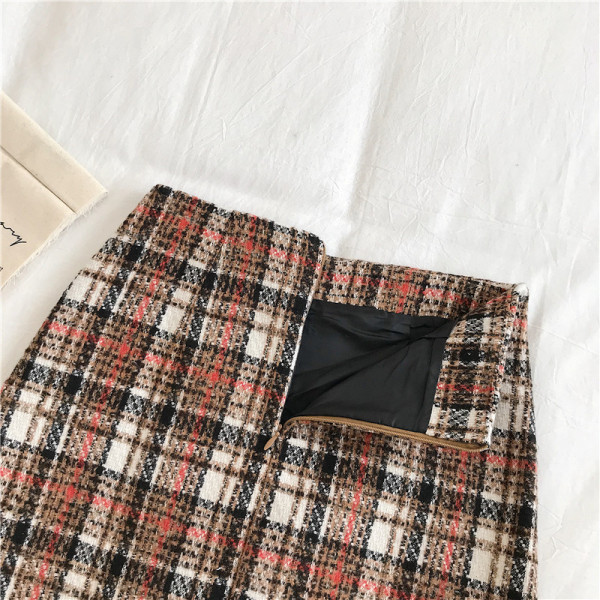 Kockás női szoknya magas derékkal, három színben