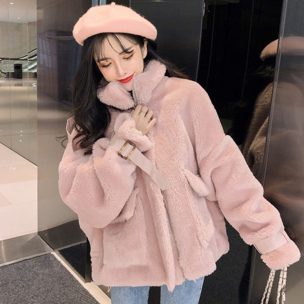 Női tollkabát nagy zsebekkel, rózsaszín, bézs és zöld színben