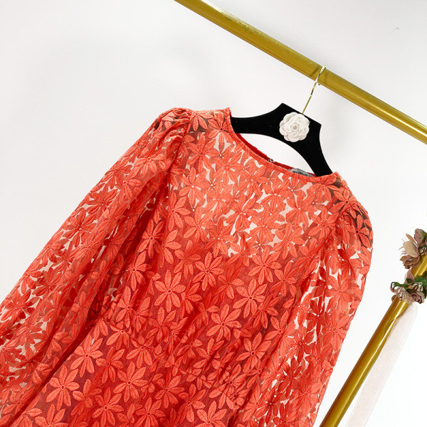 Modern női csipke ruha piros színben