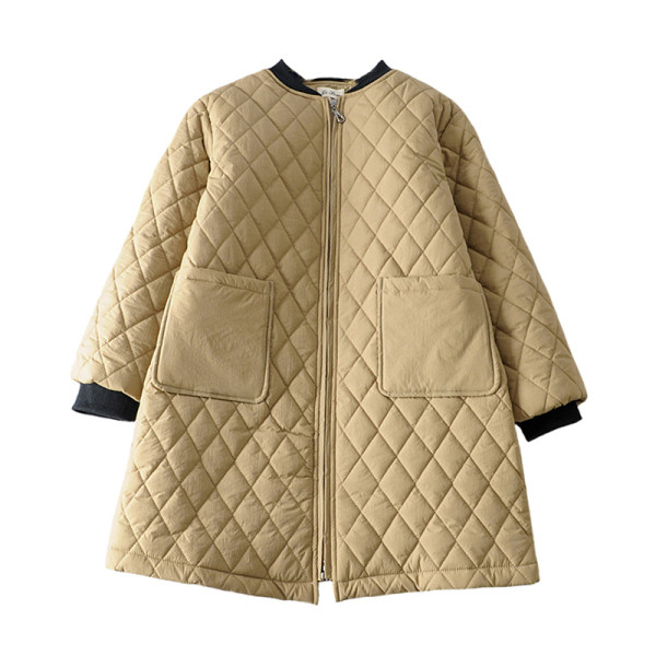 Női lezser hosszú téli kabát zsebekkel és O-nyakú barna, fekete és piros színben