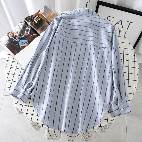 Alkalmi női csíkos ing klasszikus gallérral és zsebbel rózsaszín és kék színben