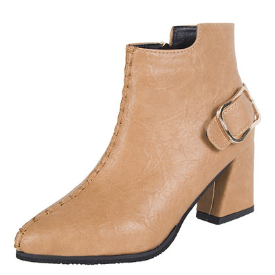 Női alkalmi csizma vastag sarokkal és csattal fekete és barna színben