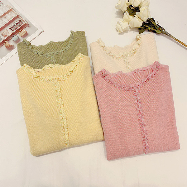 Μοντέρνα γυναικεία μπλούζα με δαντέλα και οβάλ λαιμόκοψη σε τέσσερα χρώματα