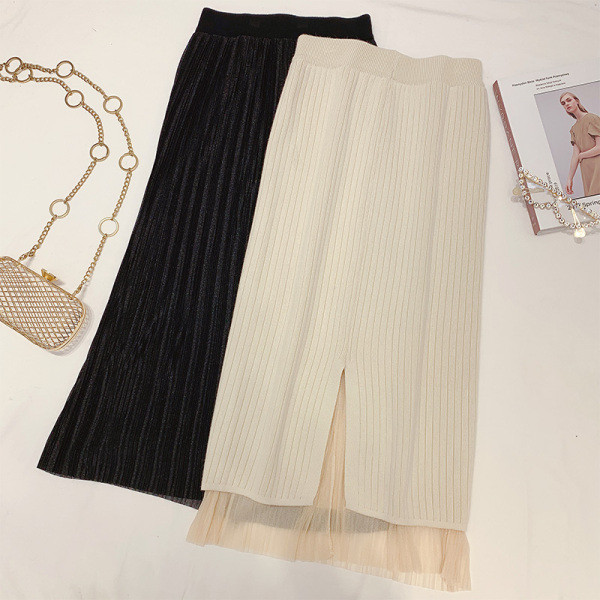 Modern, fényes hatású női szoknya fekete és bézs színben