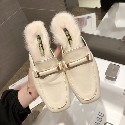 Μοντέρνες οικολογικές δερμάτινες γυναικείες παντόφλες