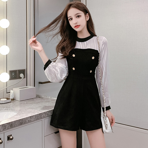 Γυναικεία ολοσωμη φόρμα  σε μαύρο και άσπρο χρώμα με μακρύ μανίκι