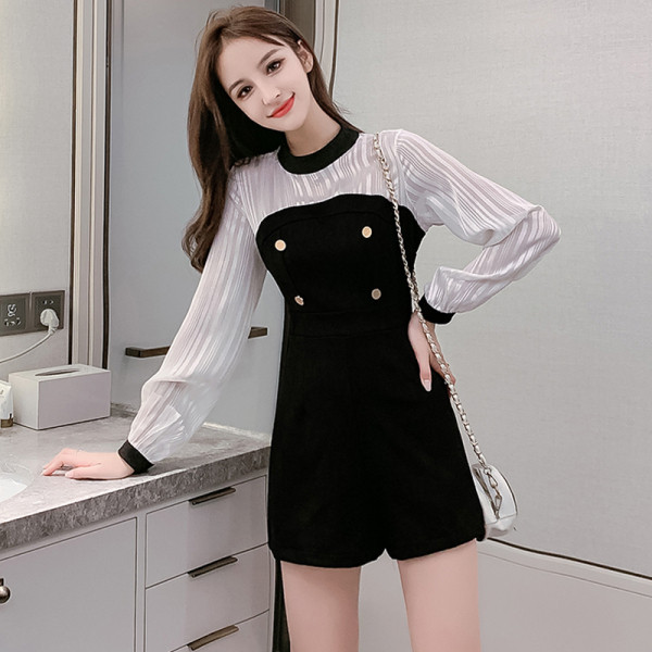 Γυναικεία ολοσωμη φόρμα  σε μαύρο και άσπρο χρώμα με μακρύ μανίκι