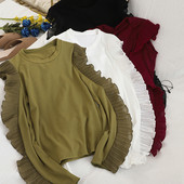 Μοντέρνα γυναικεία μπλούζα σε τέσσερα χρώματα με οβάλ ντεκολτέ και μακριά μανίκια