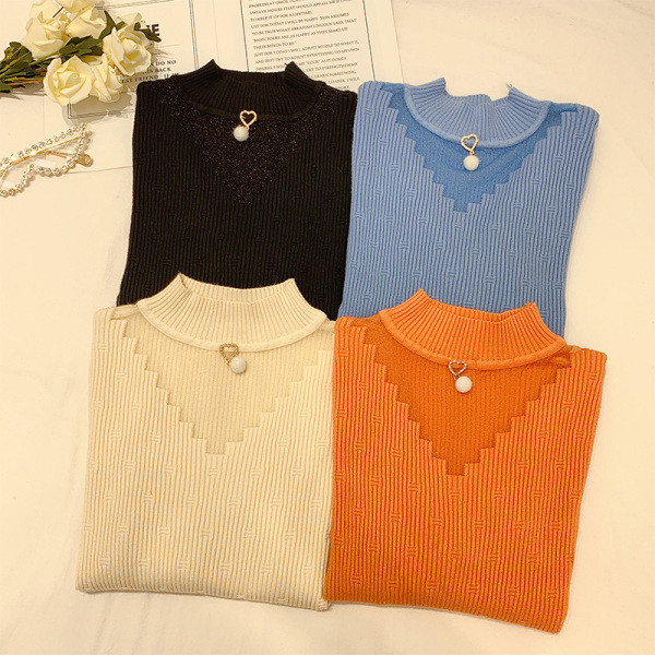 Modern női pulóver alacsony gallérral és gyöngyökkel, négy színben