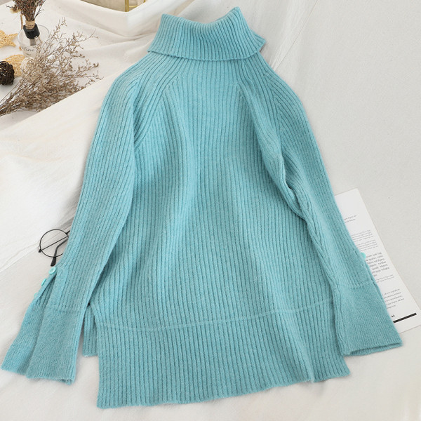 Μοντέρνο γυναικείο πουλόβερ σε διάφορα χρώματα με κουμπιά και κολάρο 