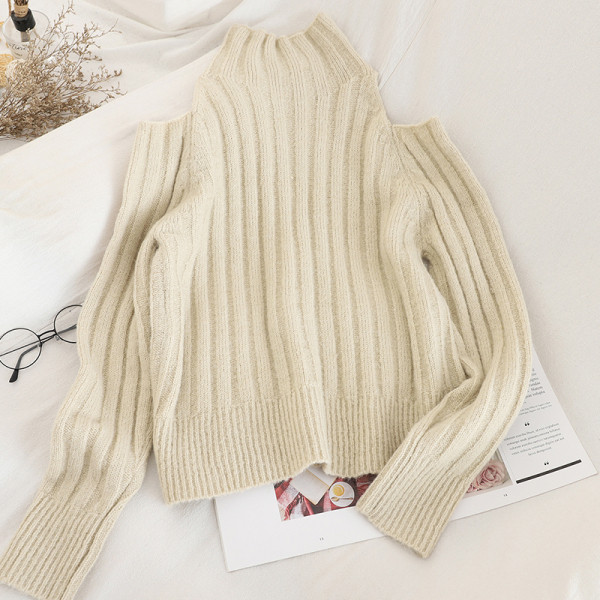 Modern női pulóver négy színben, csupasz váll