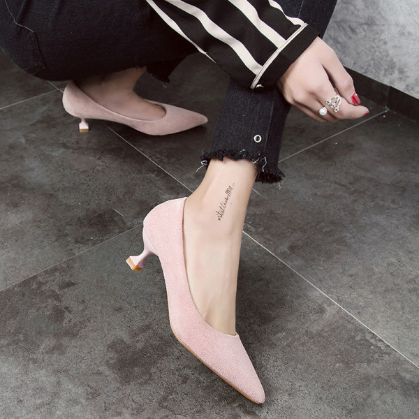 Νέο μοντέλο γυναικεία παπούτσια μυτερό μοντέλο με τακούνι σε διάφορα χρώματα