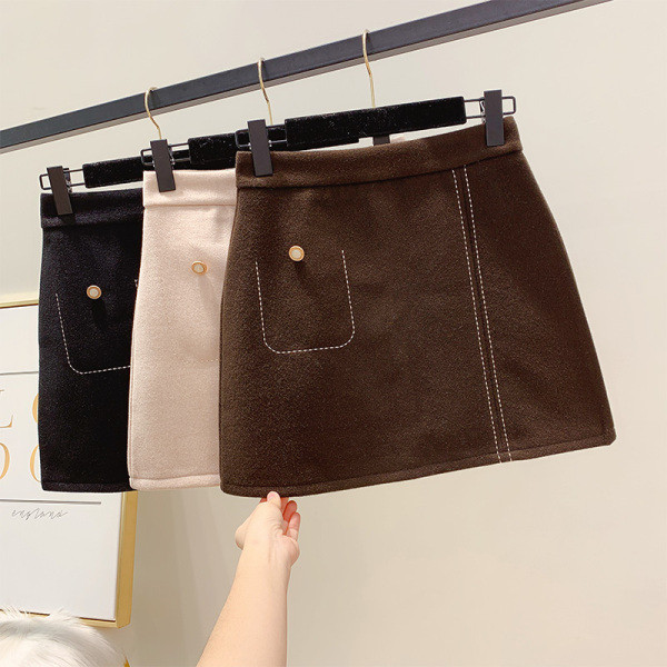 Női szoknya magas derékkal, zsebbel három színben